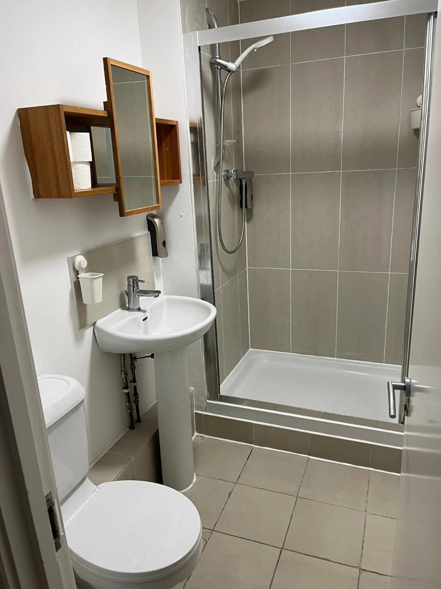 Westciti Chatsworth Road Apartments كرويدون المظهر الخارجي الصورة