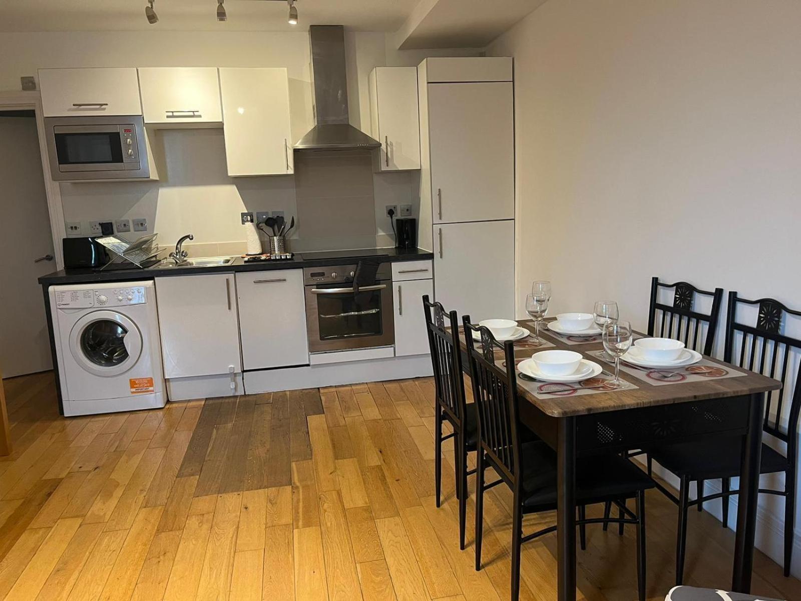 Westciti Chatsworth Road Apartments كرويدون المظهر الخارجي الصورة